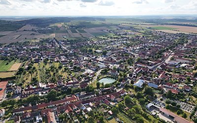 Pozemek Dolní Dunajovice 2108