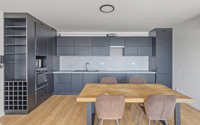 Prodej bytu 3+kk, 72 m², terasa 7 m², sklep 5 m², garážové stání – Mikulov 2290